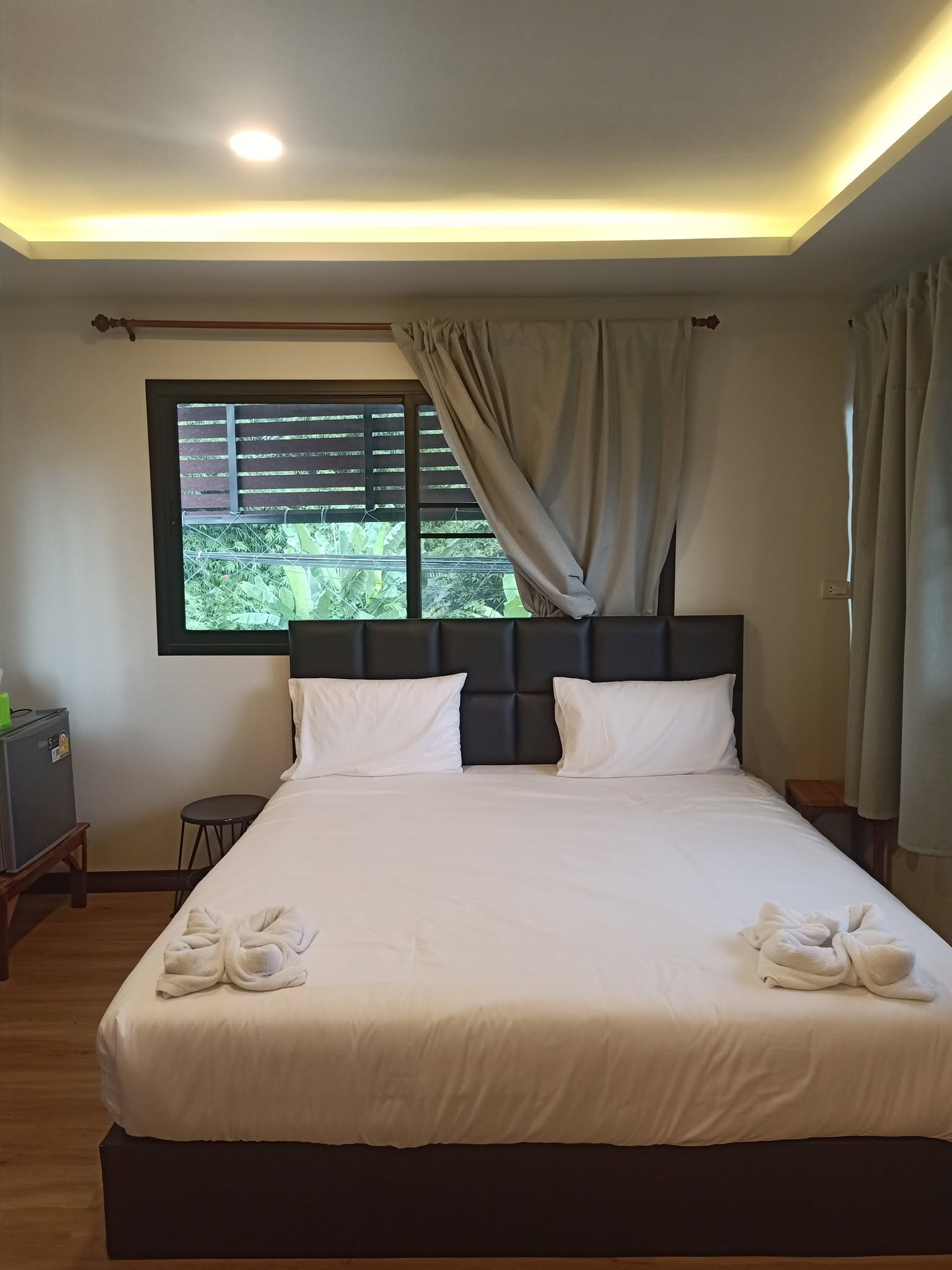 Room 2 Pic 4