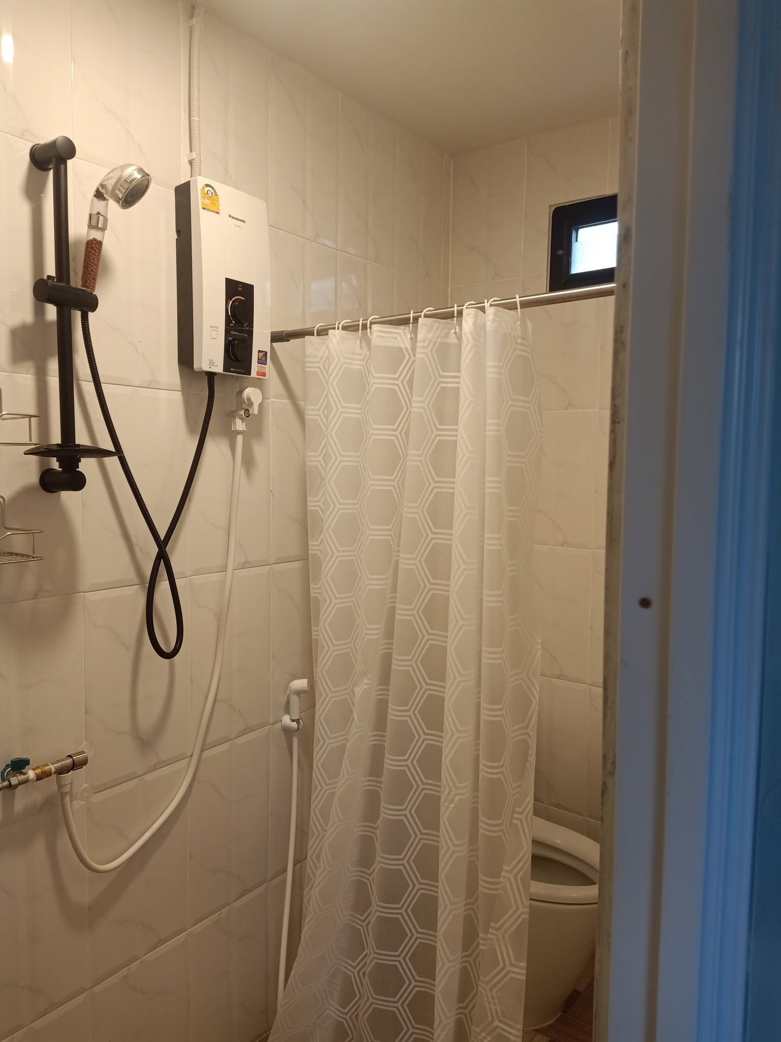 Room 2 Pic 8