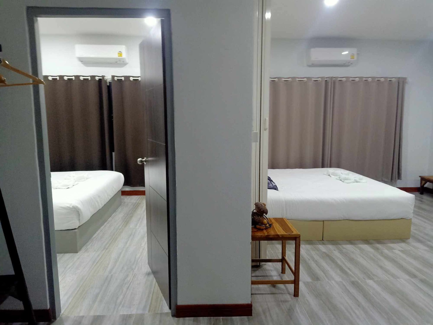 Room 4 Pic 5